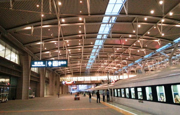 银川火车站迎来返程客流高峰